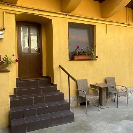 Bretsara Appartement Bistriţa Buitenkant foto